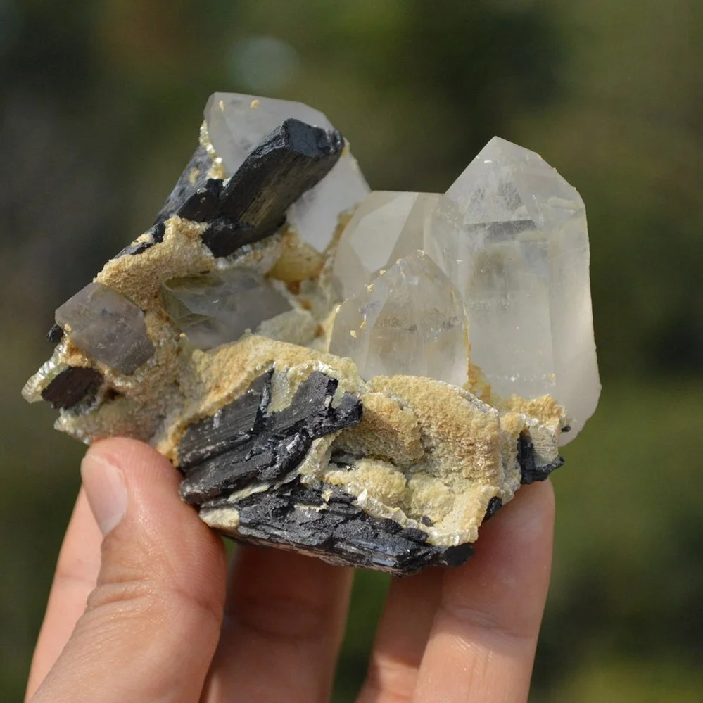 Ferberite With Quartz,Mica Crystals - Image 2