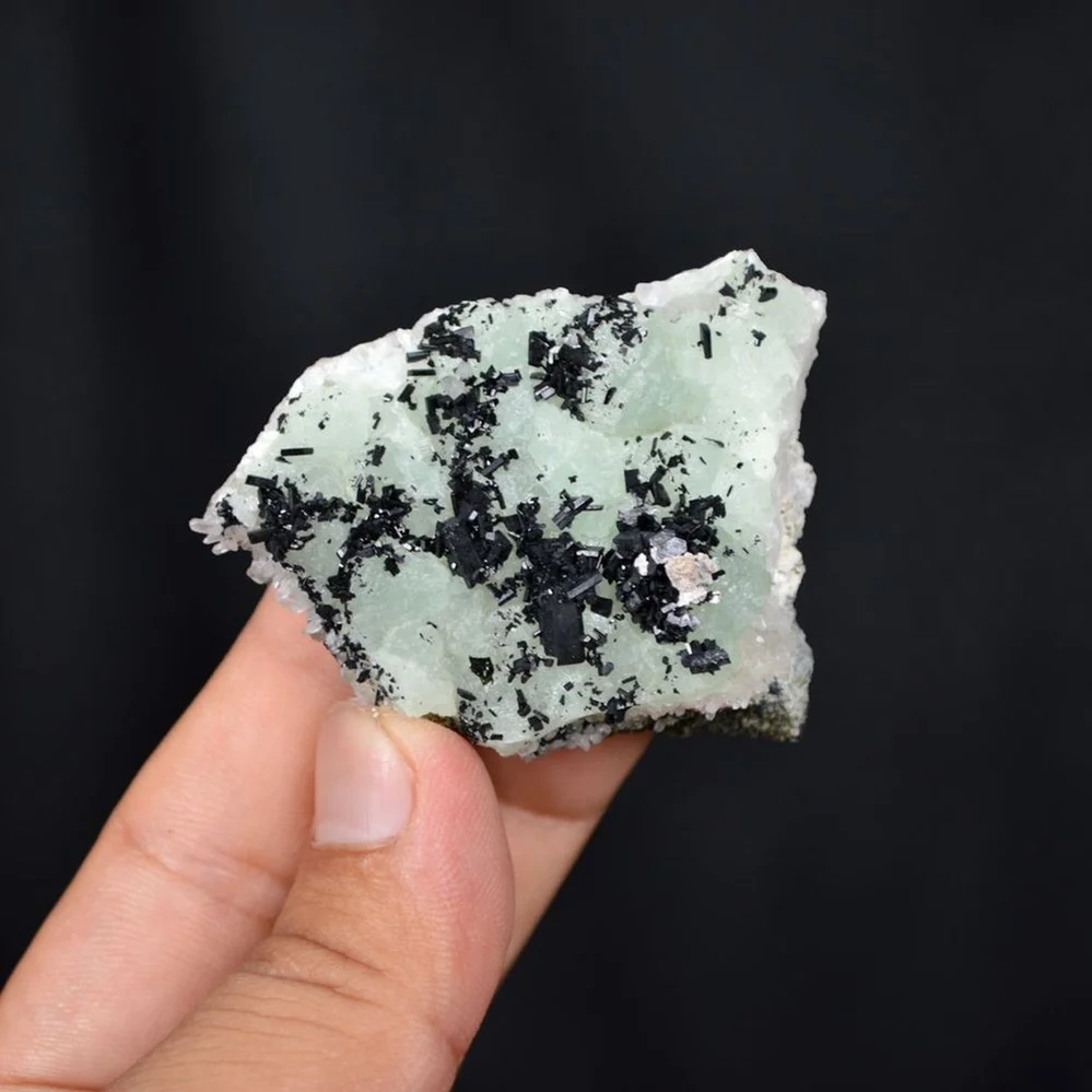 Prehnite With Babingtonite And Quartz Crystals - Image 3