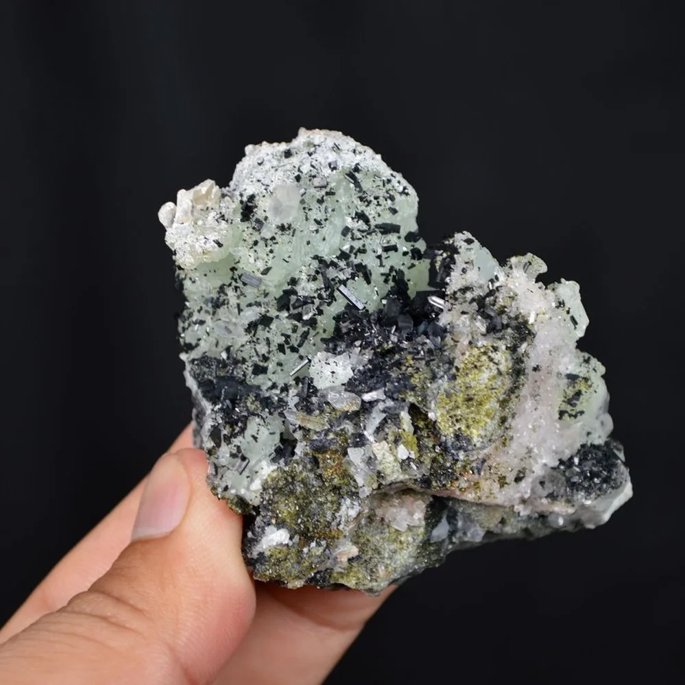 Prehnite With Babingtonite And Quartz Crystals - Image 3