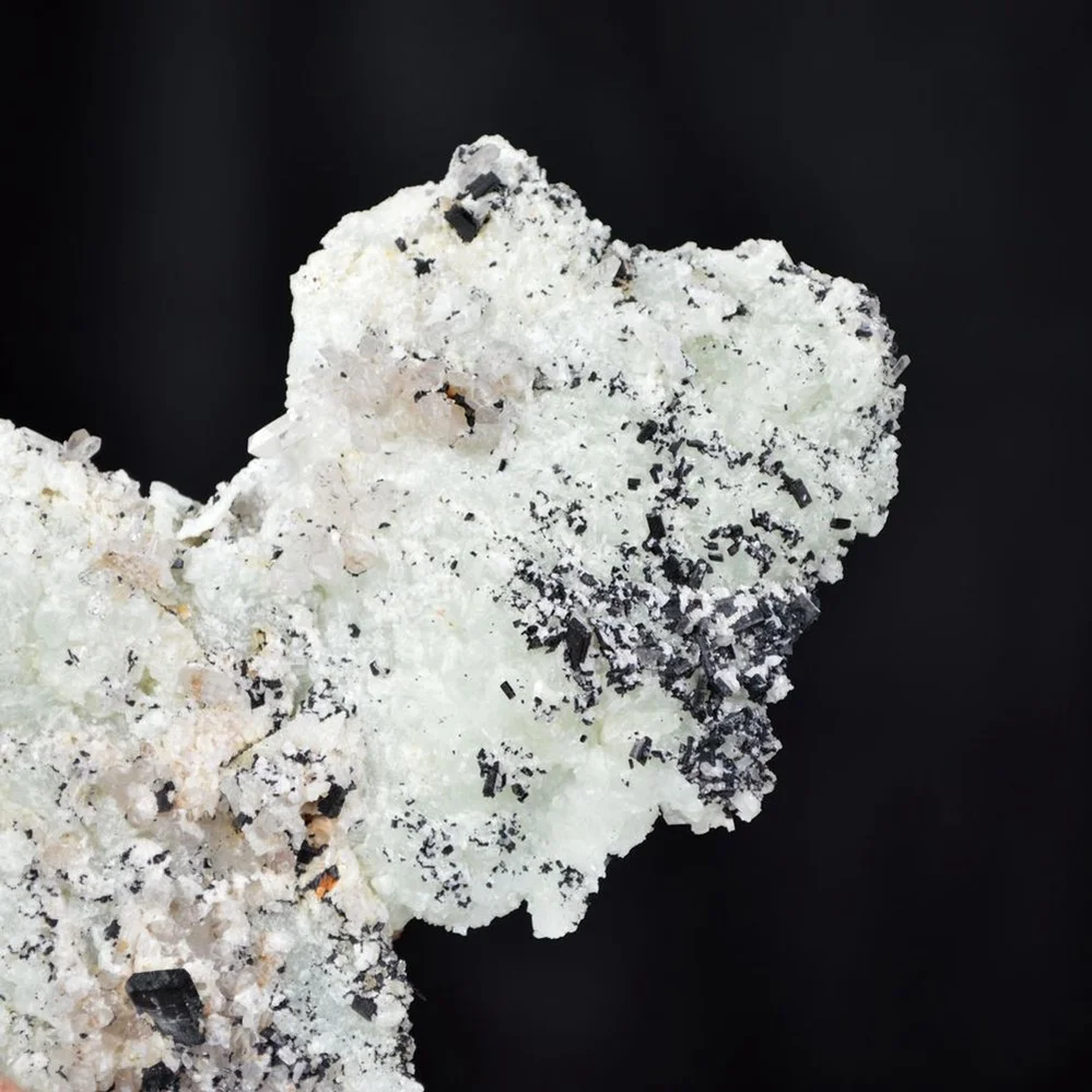 Prehnite With Babingtonite And Quartz Crystals - Image 3