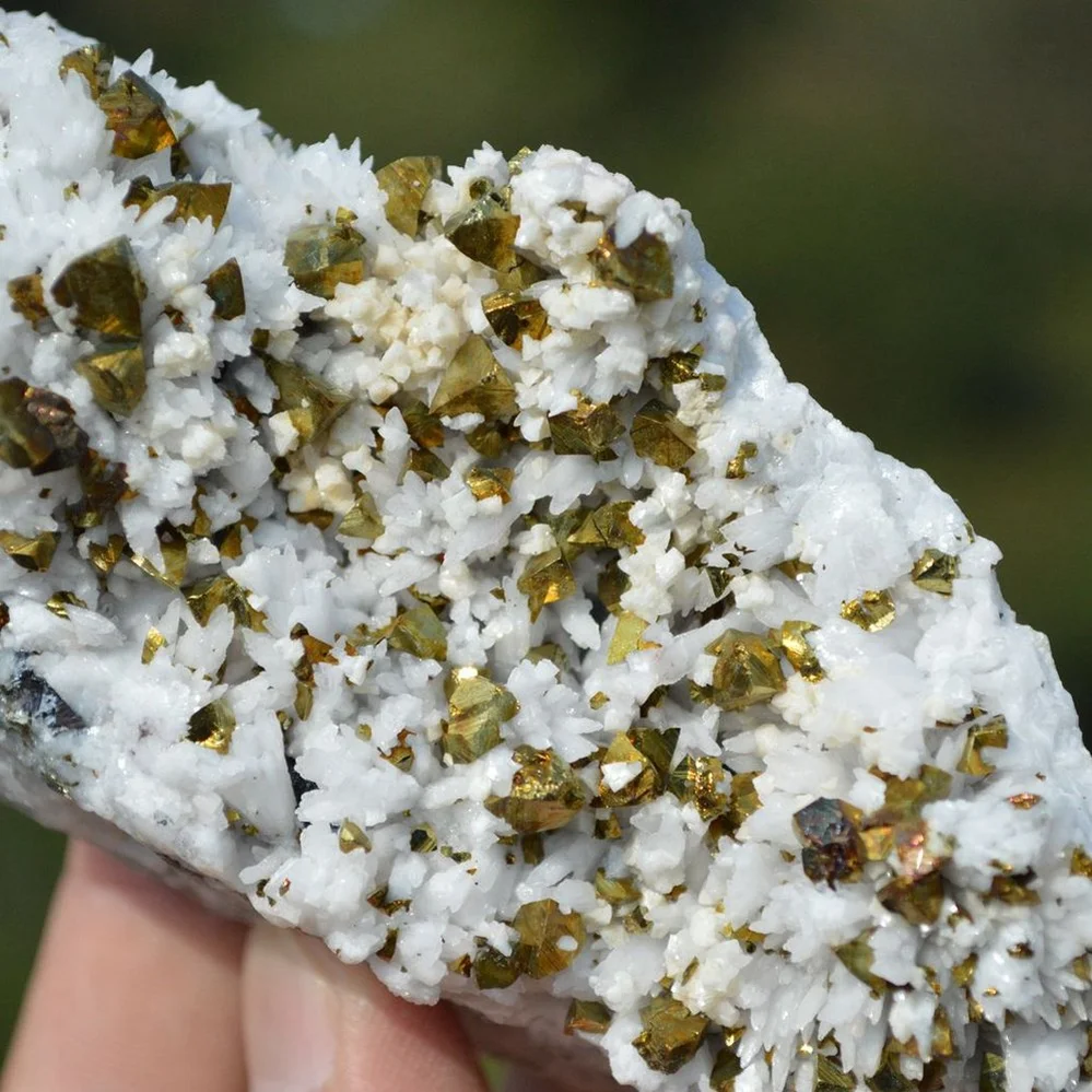 Quartz With Chalcopyrite, Dolomite, Galenite, Calcite Crystals - Image 5