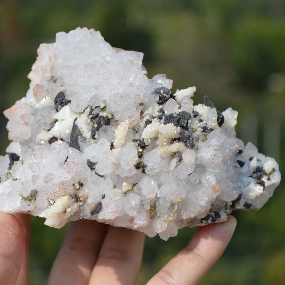 Red Quartz With Chalcopyrite, Calcite, Pyrite, Dolomite Crystals - Image 3
