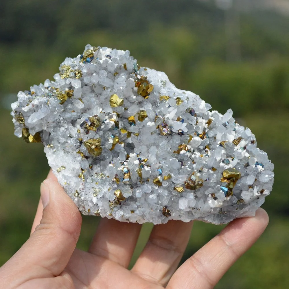 Quartz With Chalcopyrite, Dolomite, Calcite Crystals