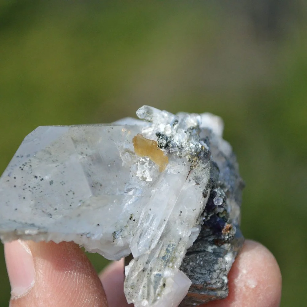 Quartz With Dolomite, Calcite, Arsenopyrite, Fluorite, Unknow Mineral, Mica Crystals - Image 5