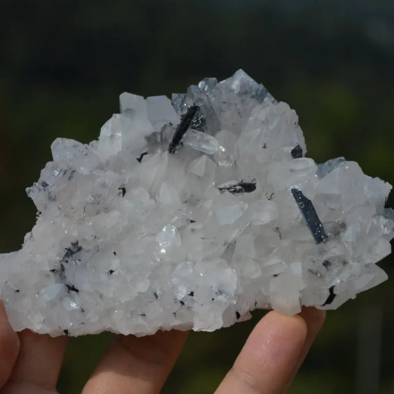 Floating Ferberite With Quartz,Fluorite Crystals