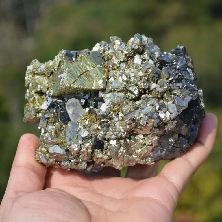 Marmatite With Chalcopyrite, Dolomite, Pyrite, Quartz Crystals