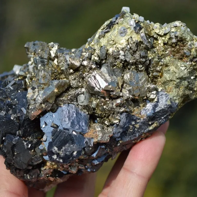 Marmatite With Chalcopyrite, Dolomite, Pyrite, Quartz Crystals - Image 3