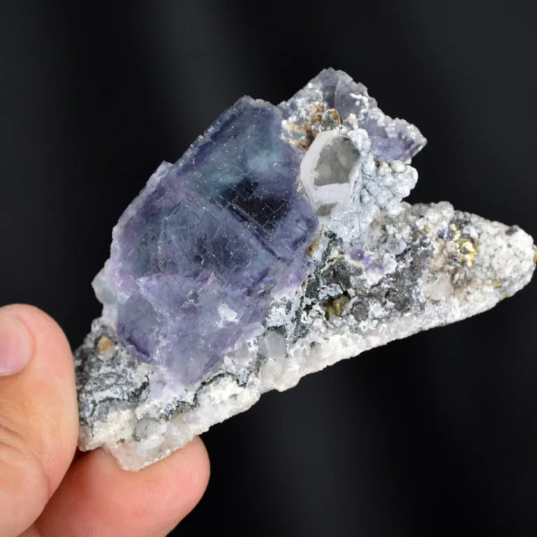 Fluorite With Quartz And Apatite, Chalcopyrite Crystals - Image 6