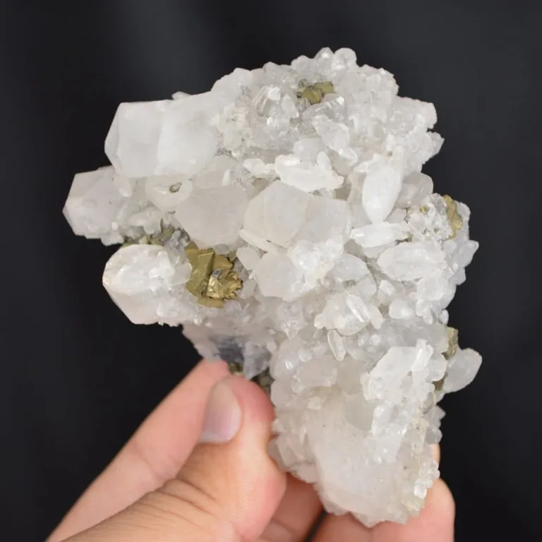 Quartz With Chalcopyrite,Marmatite Crystals - Image 3