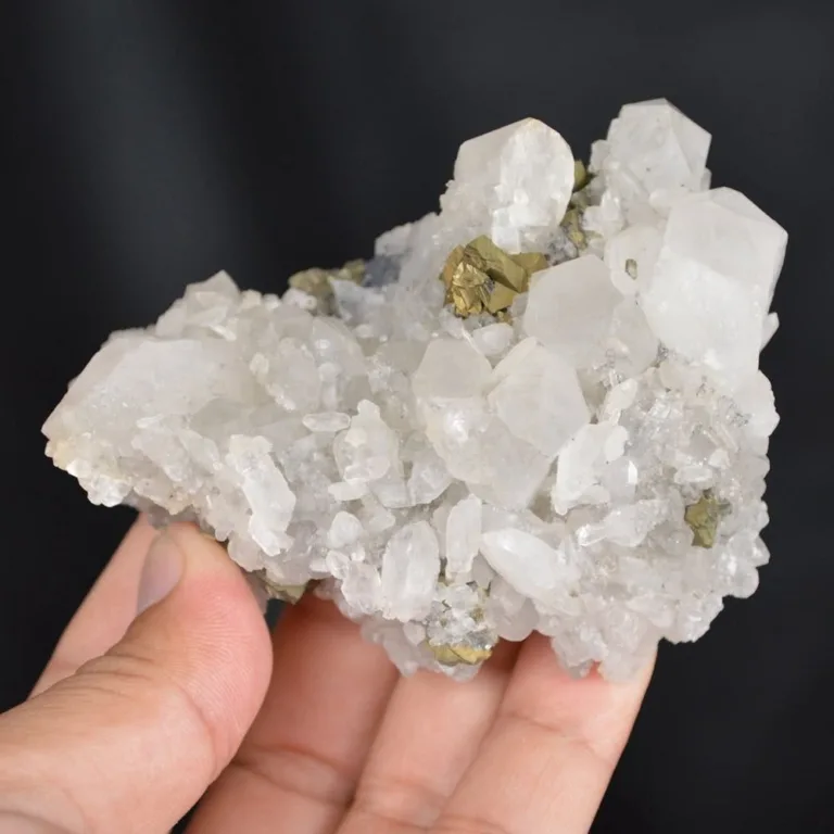 Quartz With Chalcopyrite,Marmatite Crystals - Image 4