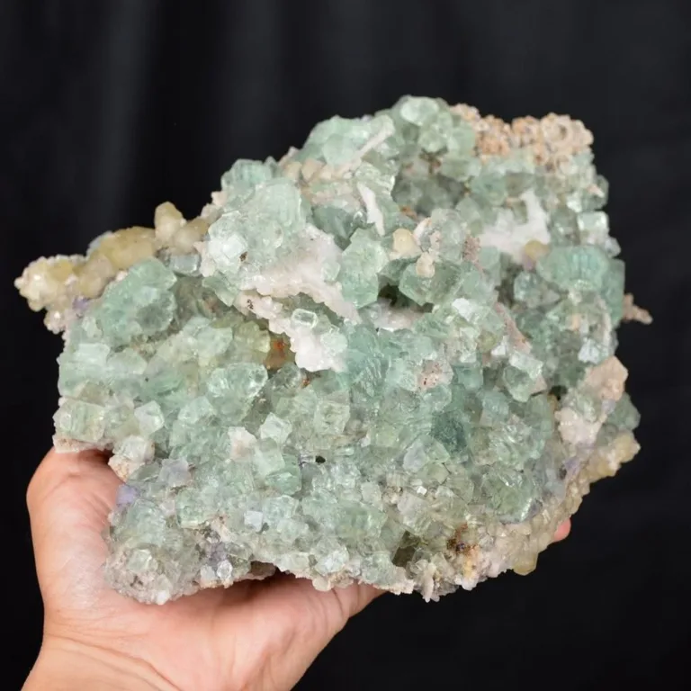 Fluorite With Calcite,Dolomite,Quartz Crystals - Image 2