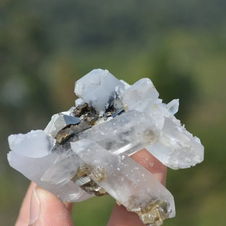 Quartz With Arsenopyrite, Bournonite, Mica Crystals (Floater) - Image 6