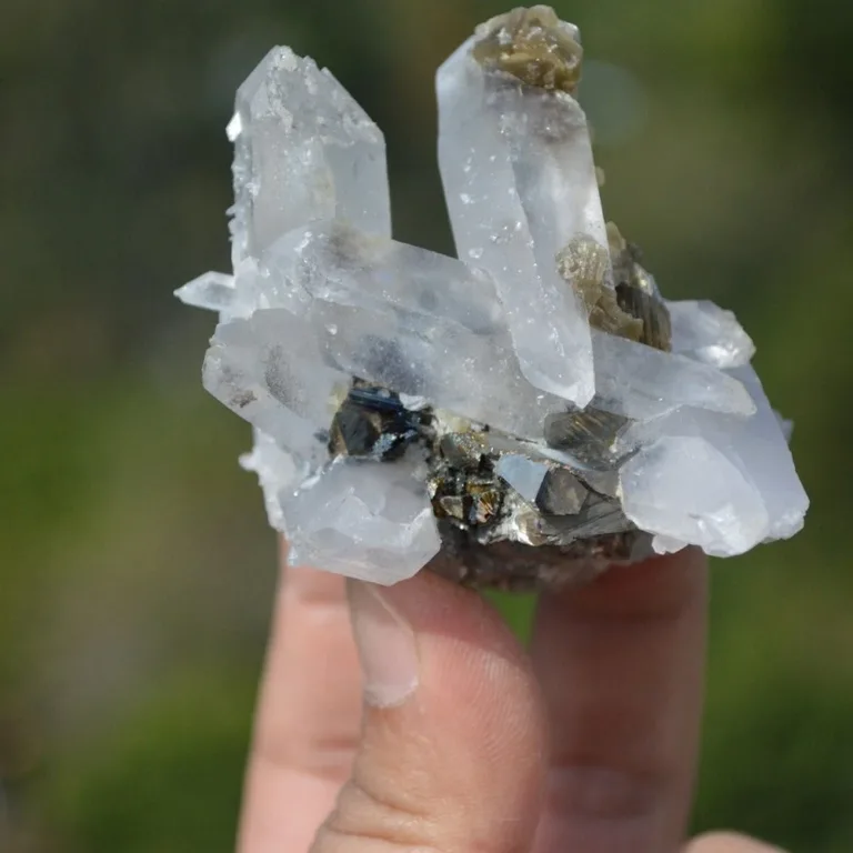 Quartz With Arsenopyrite, Bournonite, Mica Crystals (Floater) - Image 7