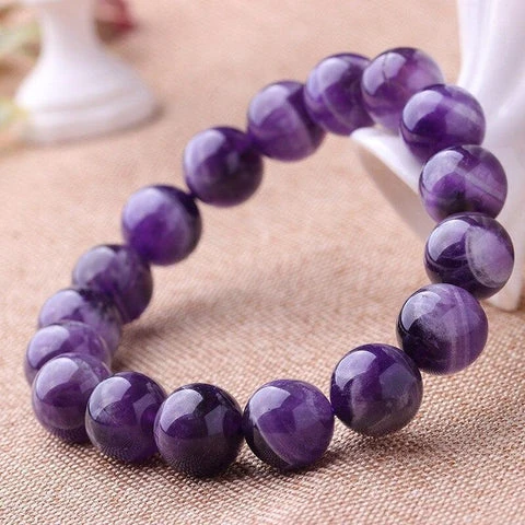 amethyst purifying bracelet - gifts for spiritual people