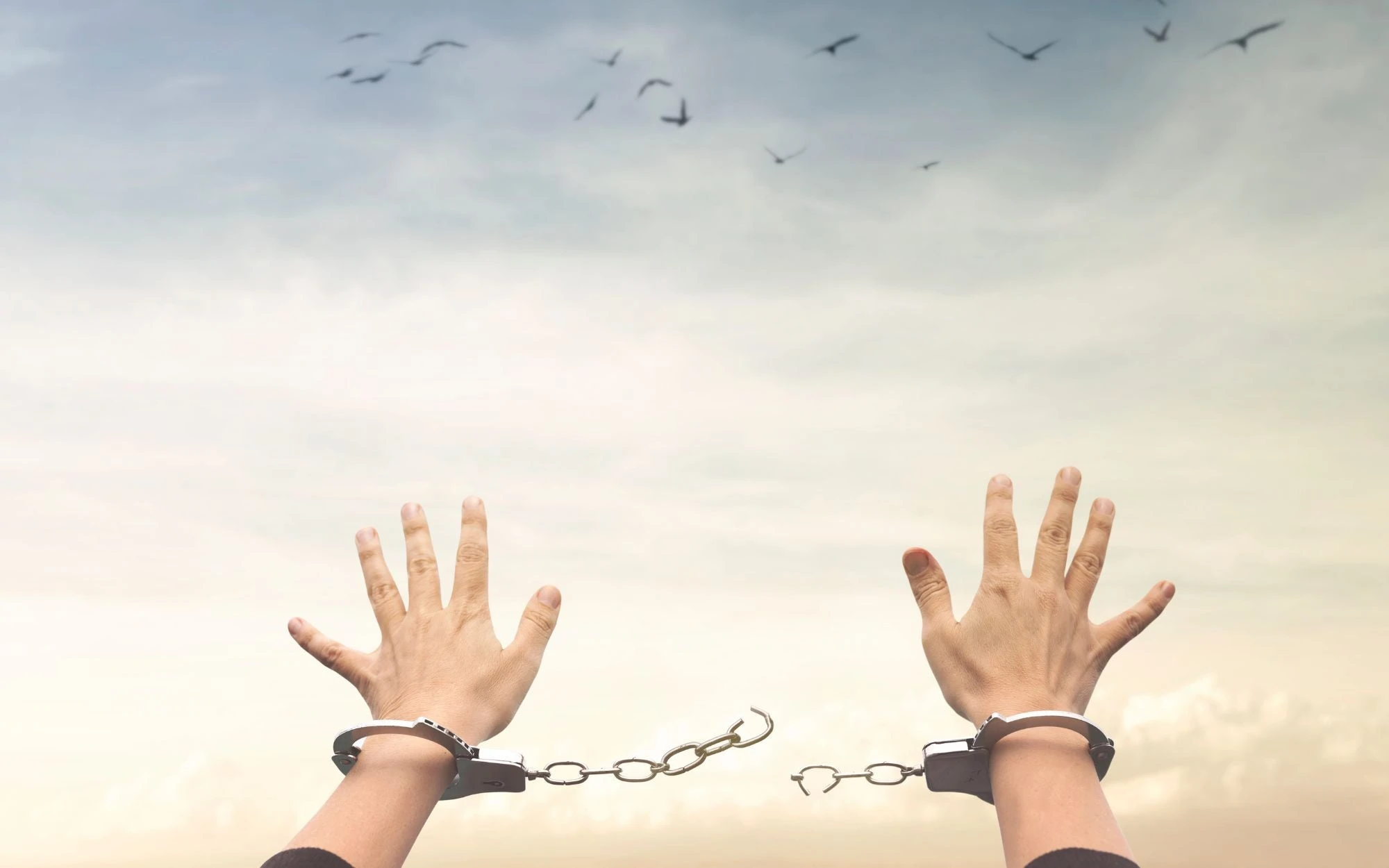 how to attract positive energy - breaking free from negativity