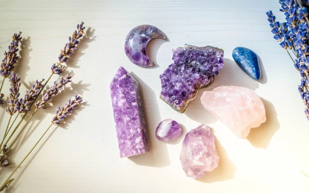 most powerful manifestation technique - crystals and gemstones