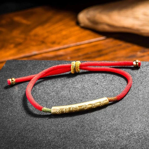 Red String Bracelet - Feng Shui Gifts for Good Luck